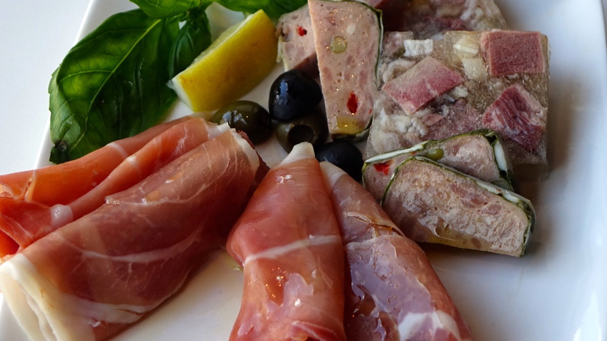 コース料理のオードブル