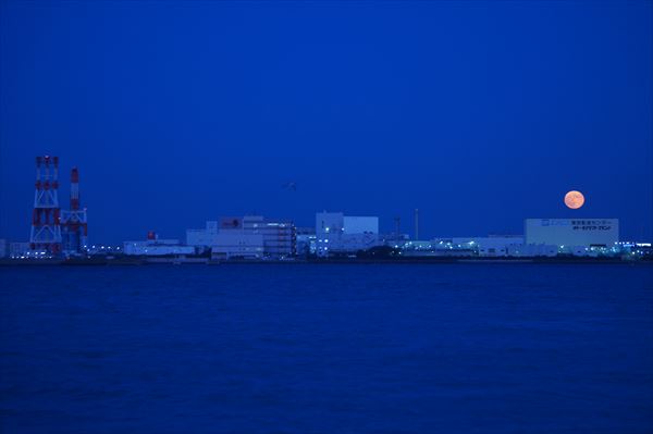 スーパームーン