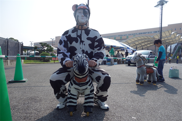 ビッグイベントに牛が参戦
