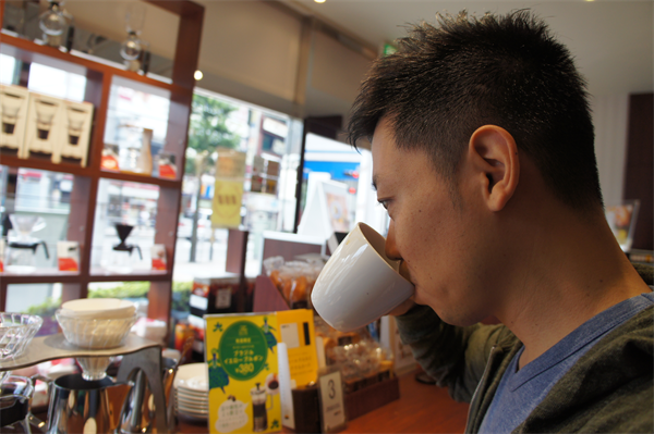 船橋に日本で唯一 ハンドドリップが味わえる『ドトール』