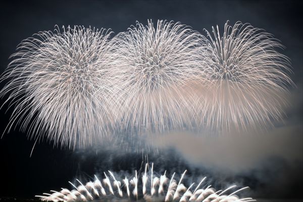 長岡花火2015_超大型ミラクルスターマイン-1