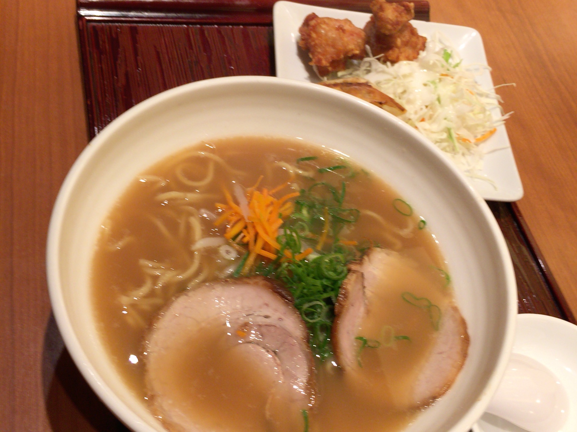 ラーメン「古譚-KOTAN」大阪阪急サン広場地下通り