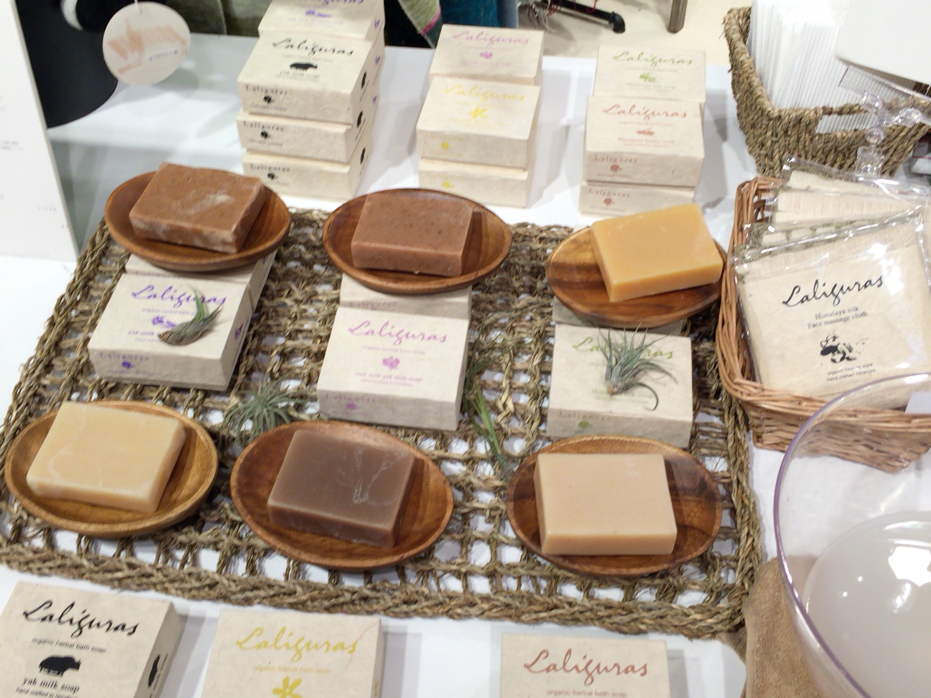 大阪梅田「アジアンフェア」