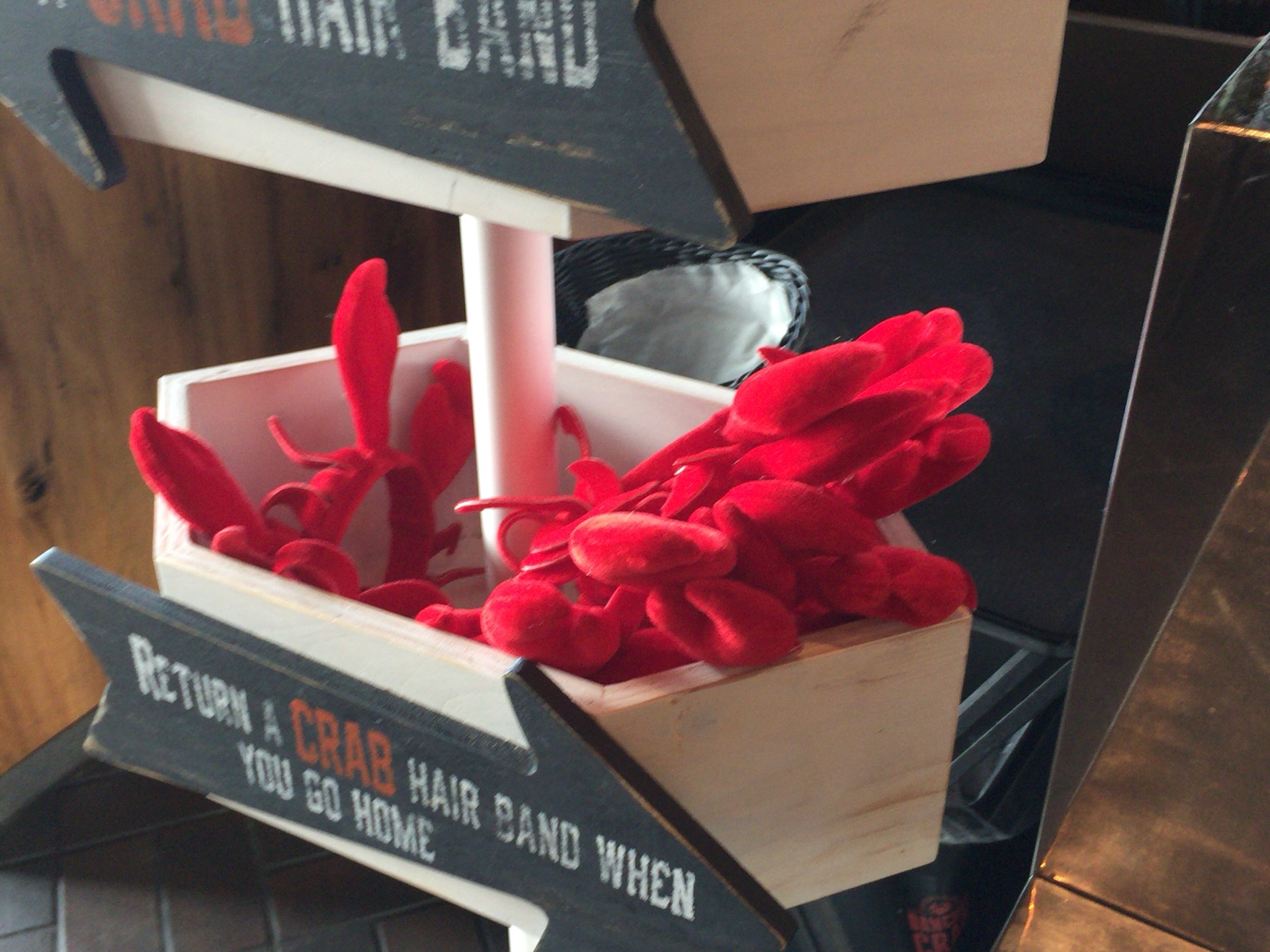 「ダンシングクラブ」手づかみシーフード体験