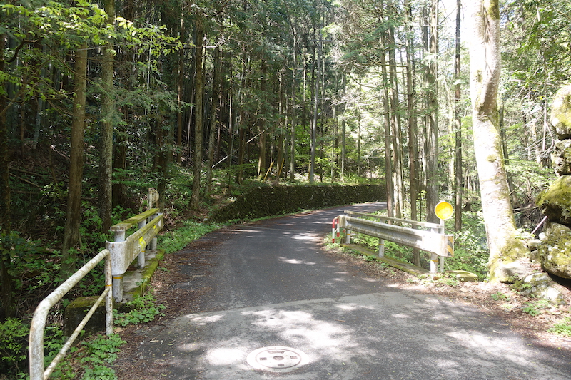 日の出山登山口