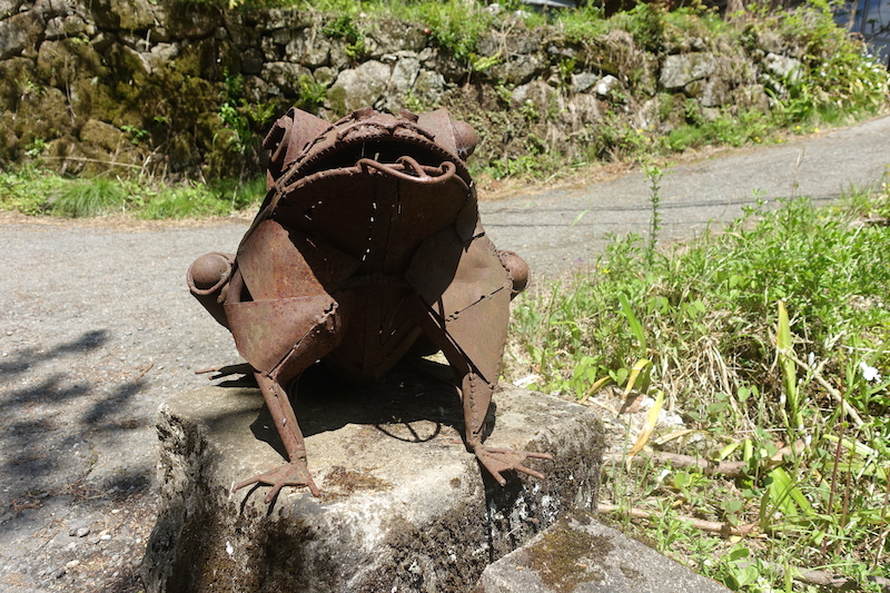 日の出山登山口オブジェ