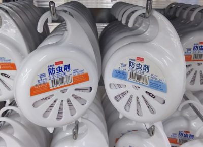 吊り下げ防虫剤