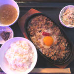 小岩 Venus のシシグ・ポーク定食-003